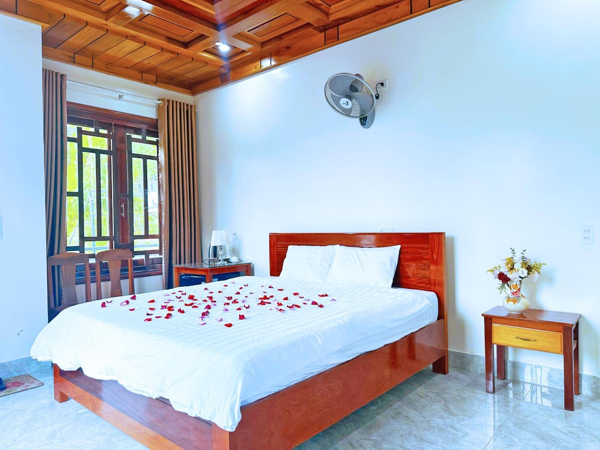 The Hill Villas Phong Nha Exteriör bild