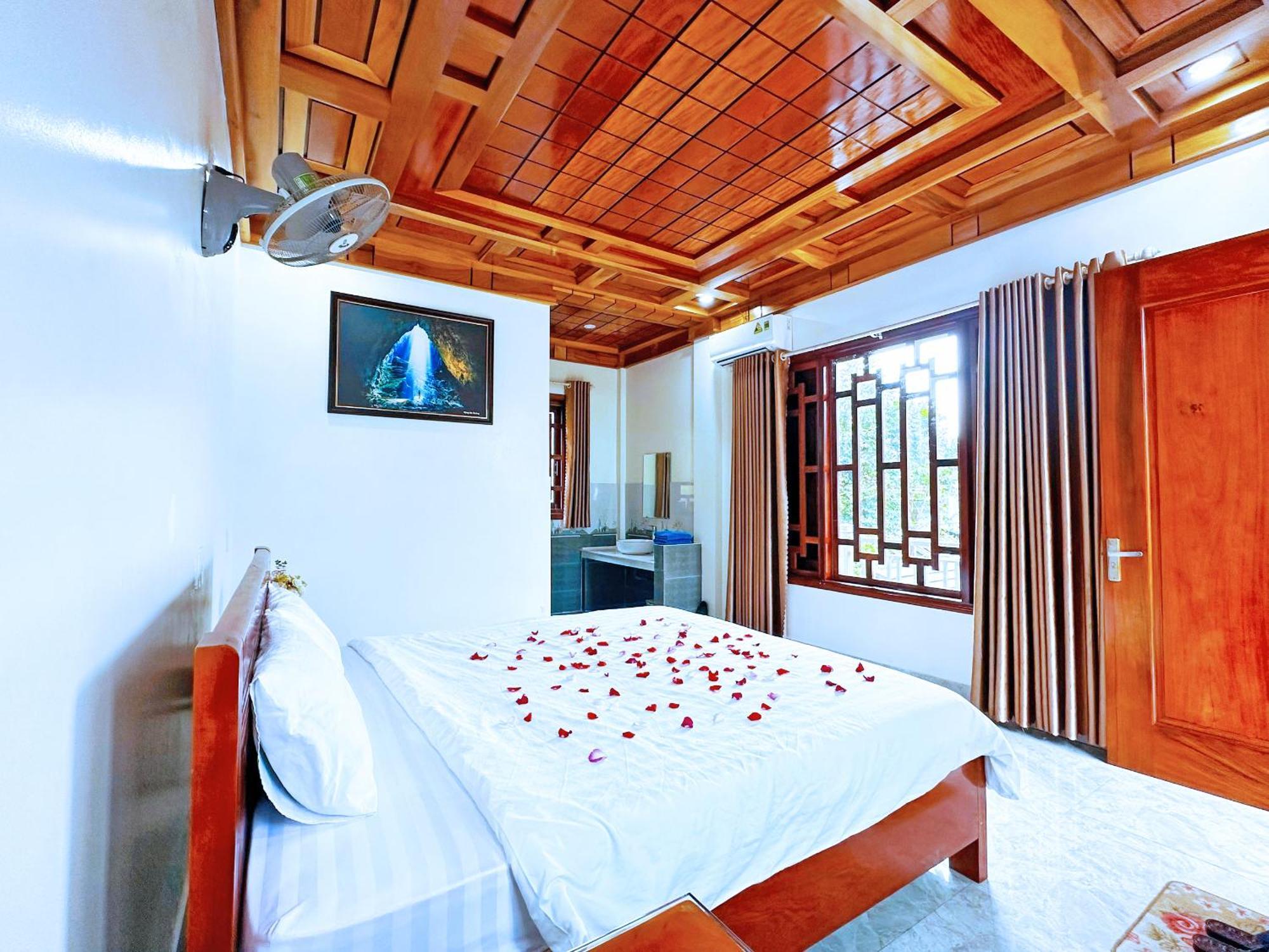 The Hill Villas Phong Nha Exteriör bild