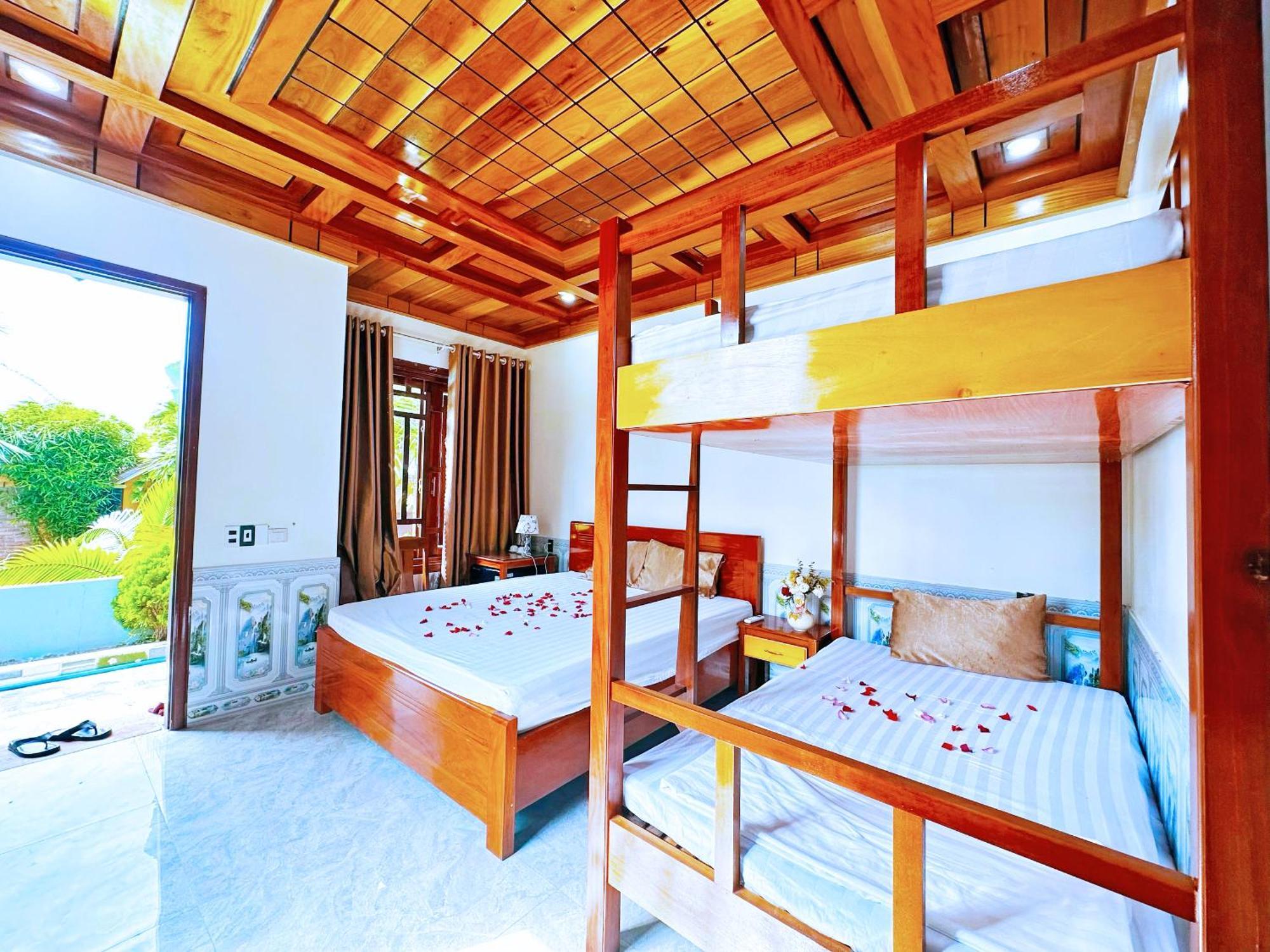The Hill Villas Phong Nha Exteriör bild
